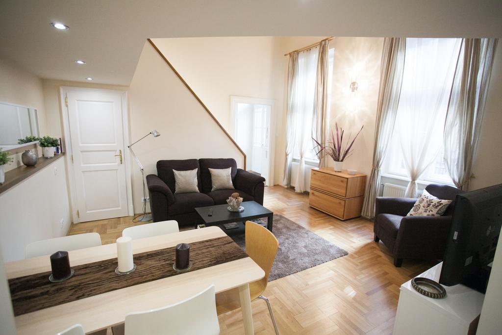 Agora Apartment Budapest Kültér fotó