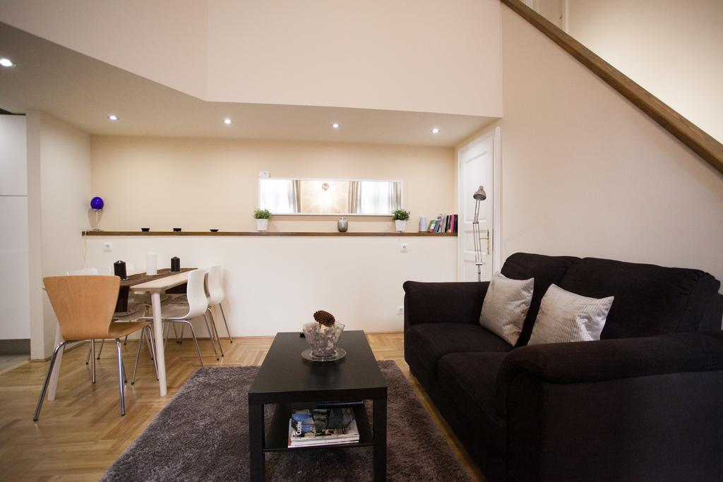 Agora Apartment Budapest Kültér fotó
